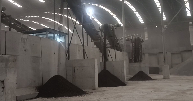 鼎点娱乐双齿辊破碎机 铣刨料破碎机 铣刨料破碎筛分一体机 沥青路面破碎机 鼎点娱乐双齿辊破碎机 铣刨料破碎机 铣刨料破碎筛分一体机 沥青路面破碎机